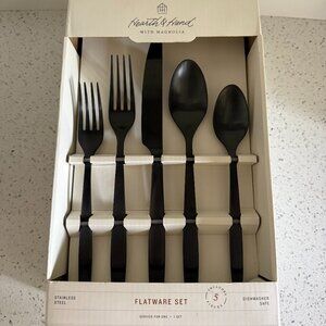 Hearth and Hand with Magnolia Flatware Set 5pc Matte Black